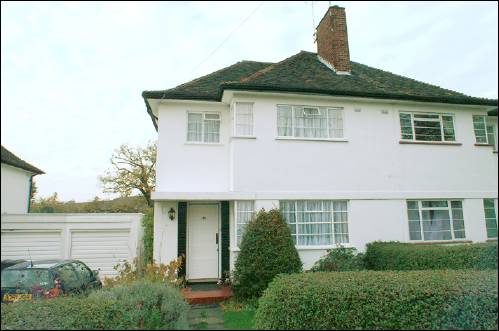 40 Howard Walk